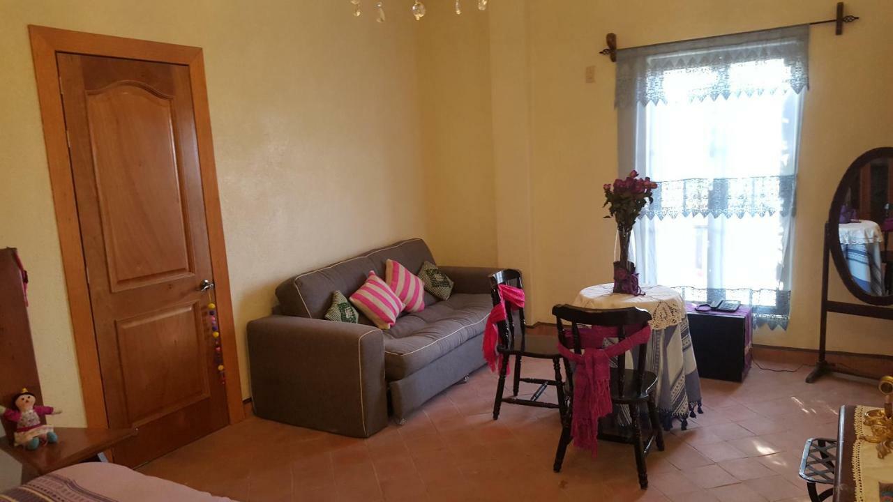 La Casona Azul Bed N Breakfast Santa Rosa de Jauregui エクステリア 写真