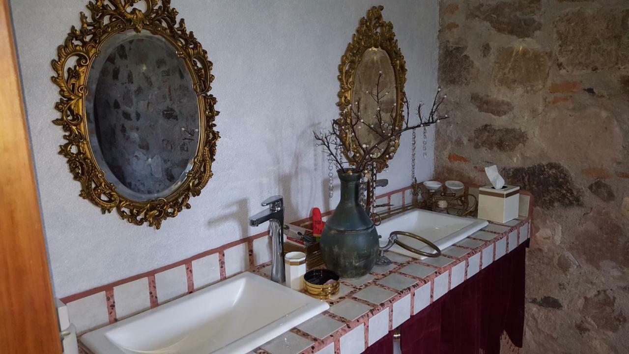 La Casona Azul Bed N Breakfast Santa Rosa de Jauregui エクステリア 写真