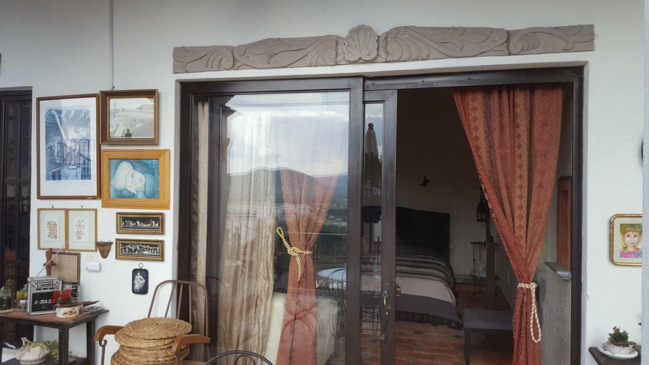 La Casona Azul Bed N Breakfast Santa Rosa de Jauregui エクステリア 写真