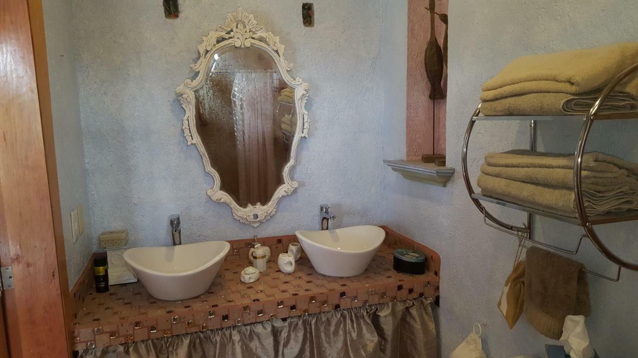 La Casona Azul Bed N Breakfast Santa Rosa de Jauregui エクステリア 写真